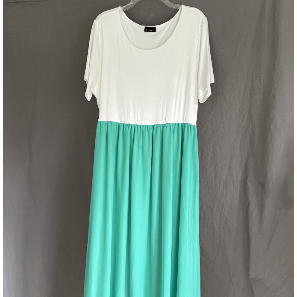 Colorblock Maxi Dress by Every 1 in‎ White and Green, Tall-Friendly Size 2X - Picture 2 of 11
